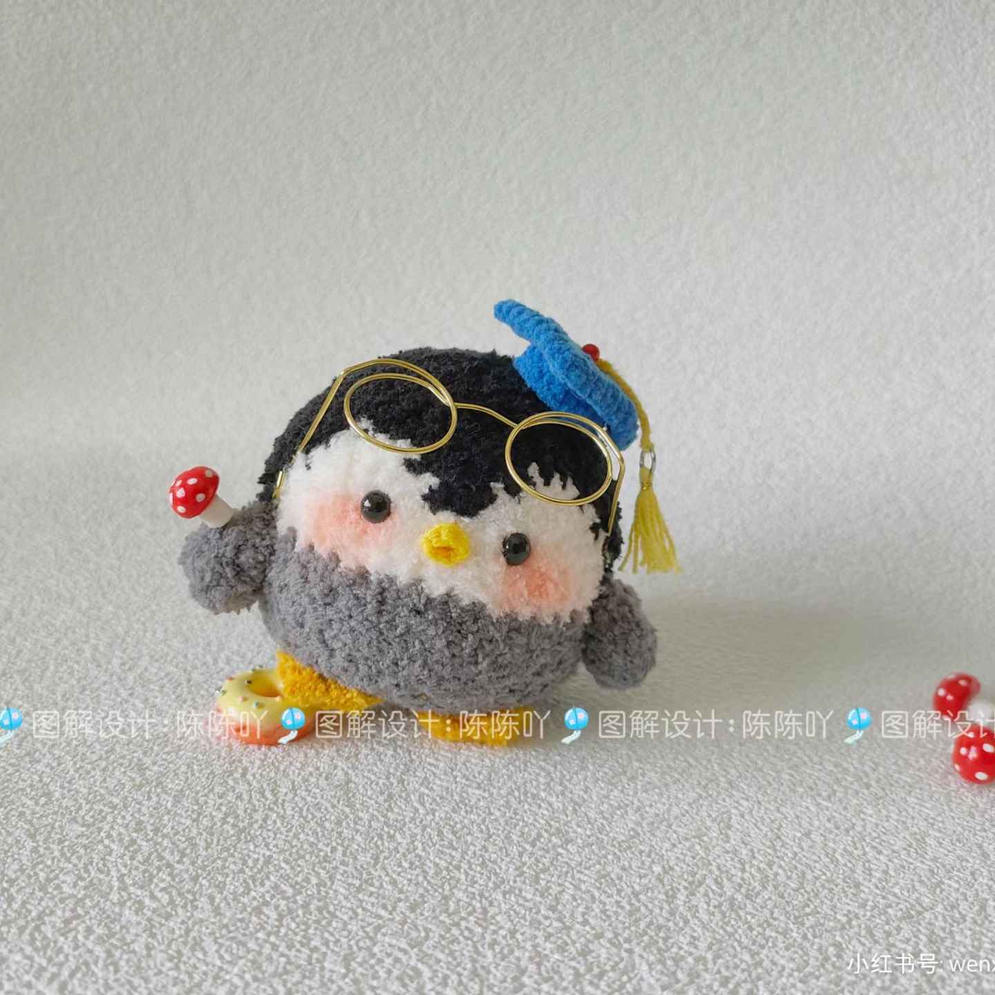 Chart móc chim cánh cụt tốt nghiệp -Graduation Penguin Cub Illustration