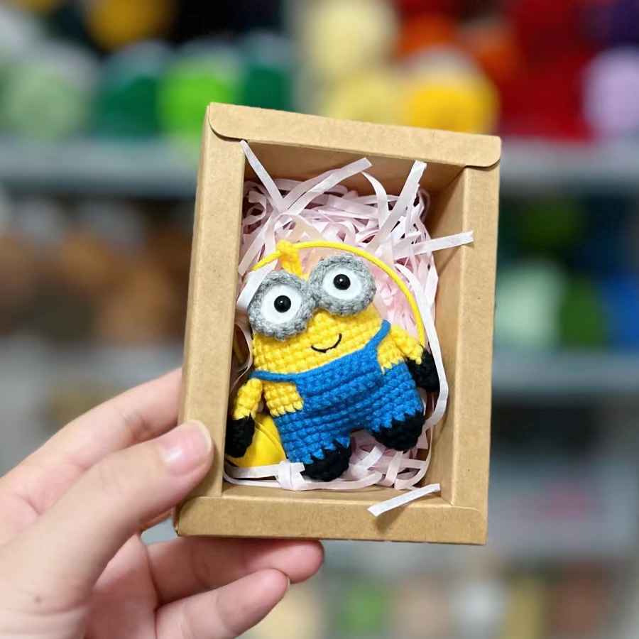 Chart móc minion - Free crochet minion pattern