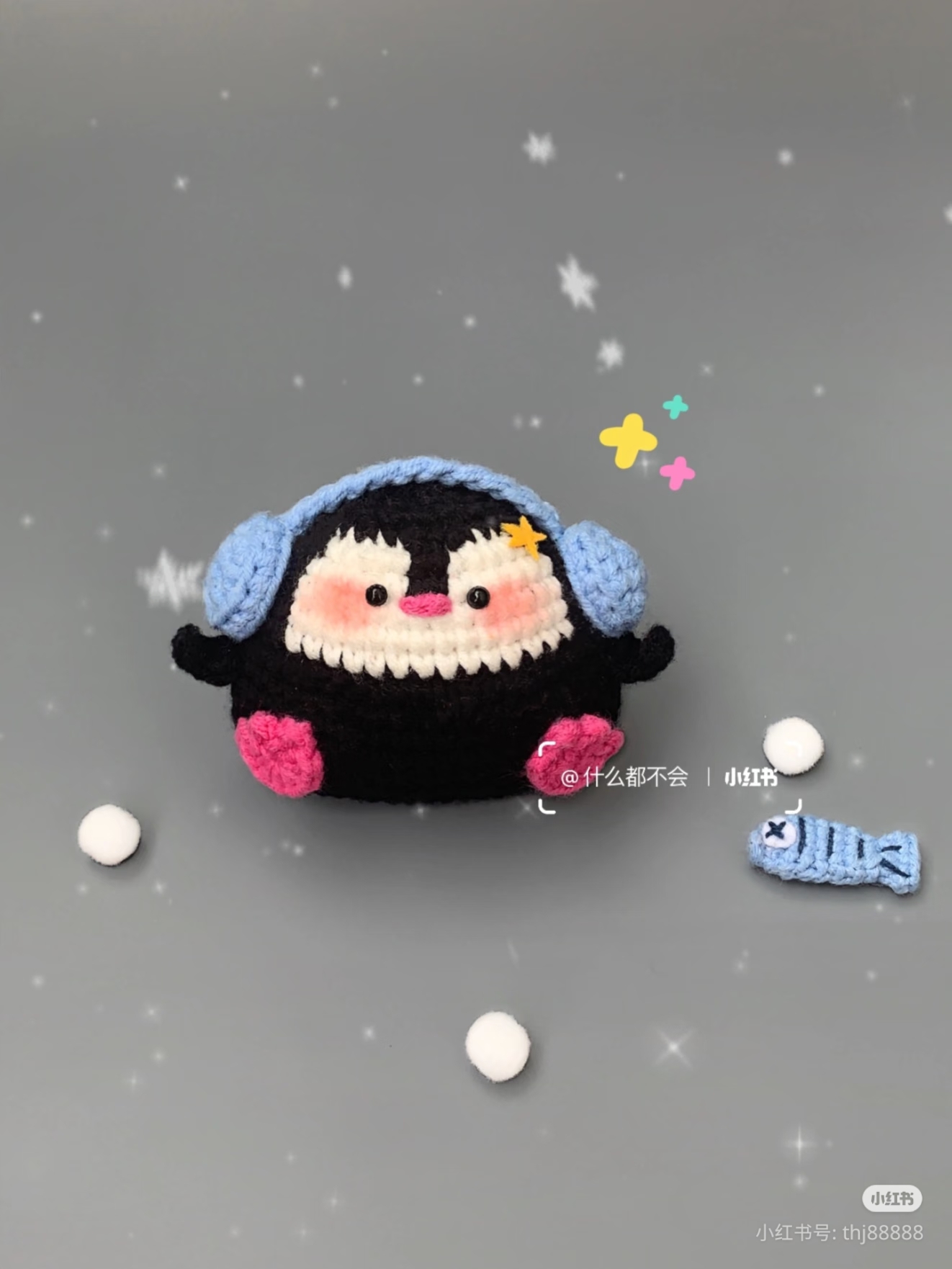 Chart móc chim cánh cụt đeo tai nghe dễ thương - Cute Headphone-Wearing Penguin Crochet Pattern Chart